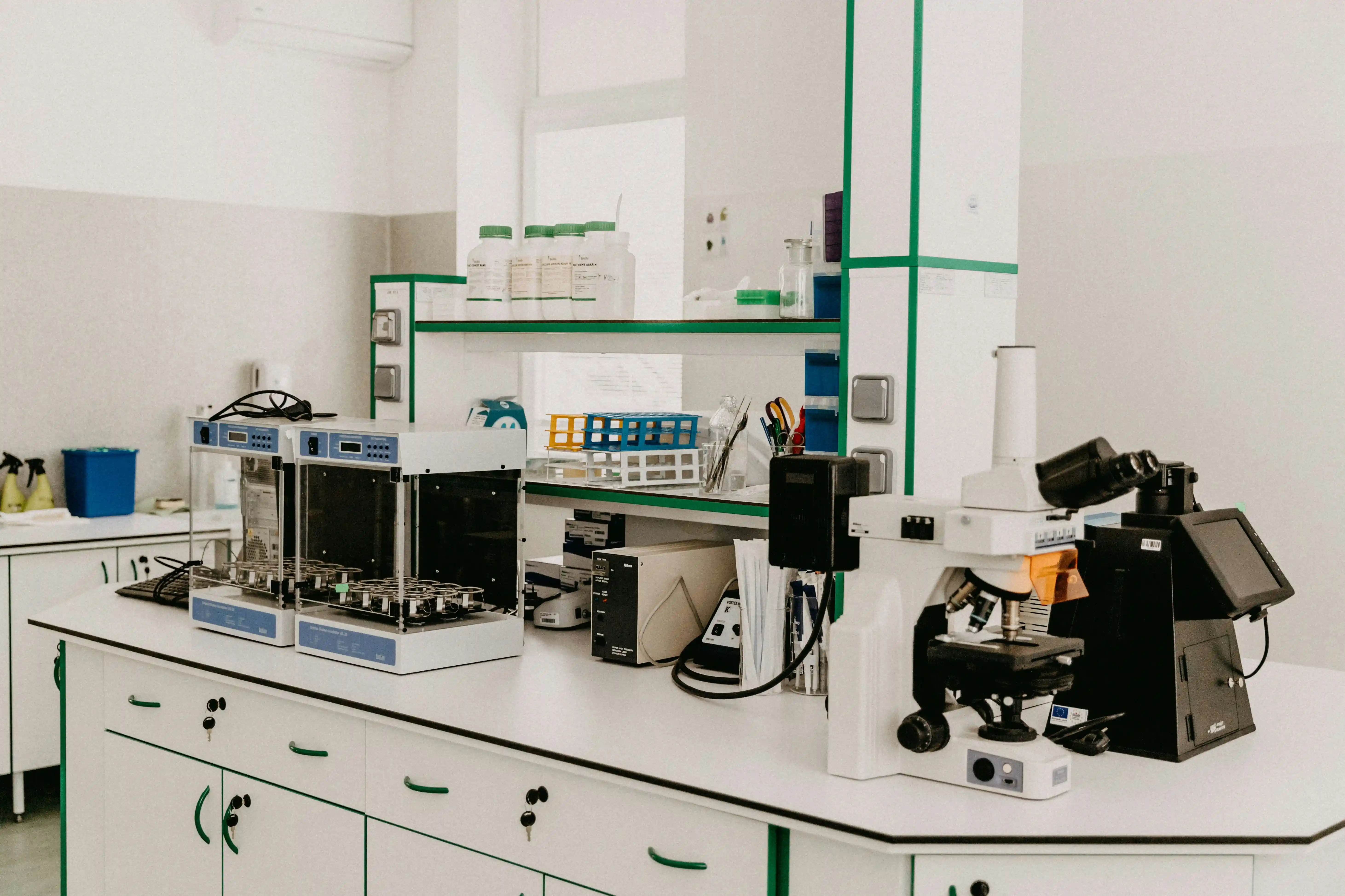 Inside PathMole Expert Lab: the histopathology and molecular diagnostics facility at Shri JP Tower, Sector 6, Gurugram.